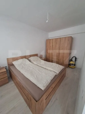 Apartament cu 2 camere, 42 mp, etaj 2, decomandat - zona Tractorul - imagine 6