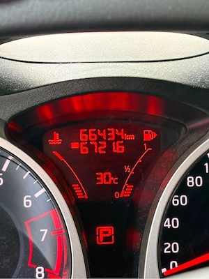 Nissan Juke 2016 1.2 Turbo Automat - imagine 4