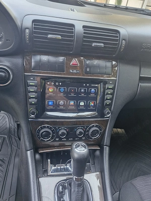 Mercedes-Benz C180 Kompressor    Automatde vanzare  - imagine 9