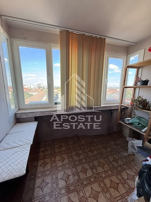 Apartament de vanzare cu 3 camere, 2 bai, 2 balcoane, zona Soarelui - imagine 11