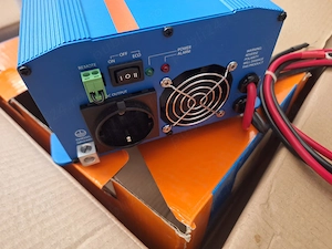 Sursă de alimentare pentru autorulotă sau barcă Victron Phoenix 24 1200