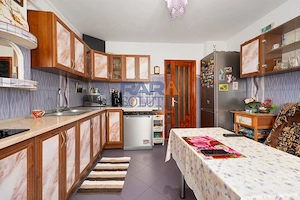 3 camere, 3 balcoane, etaj 3 - imagine 10