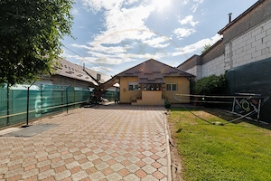Casă cu teren de 634 mp și beci | Calea Câmpulung, Pitești