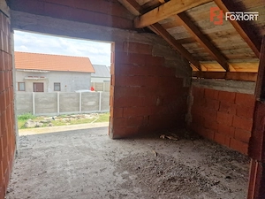 Casa individuala cu 6 camere in constructie in Izvin - imagine 4