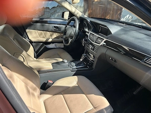 Vand Mercedes E220 Avantgarde Panorama - imagine 7
