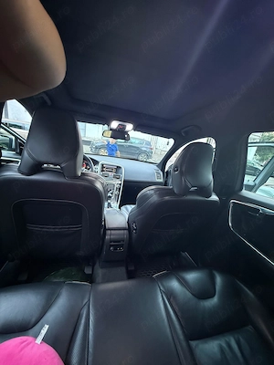 Volvo XC 60 D5 an fabricatie 2014, stare functională și estetică impecabilă. - imagine 4