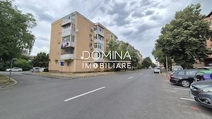 Vânzare apartament 3 camere, 75 mp, situat în Târgu Jiu, strada 23 August - imagine 10