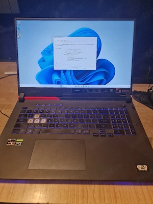 Laptop Asus Strix G713 