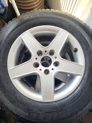 vând set anvelope fiat ducato cu jante aliaj. 215/75/16C - imagine 3