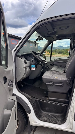 Renault Master 2.5 dCi 120 CP   2  km - imagine 6