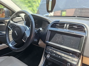 Jaguar XE -Motor functional - imagine 3
