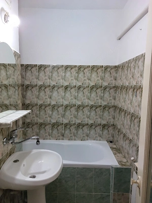 Garsoniera 25 mp Rosiori 34.000 euro - imagine 8
