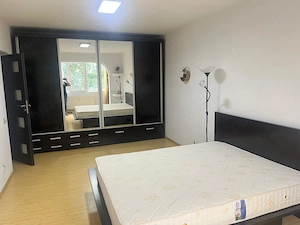 Închiriez apartament 2 camere Titan, cu loc de parcare - imagine 10