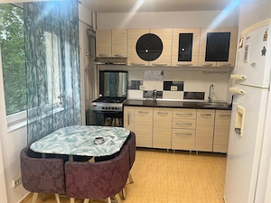 Închiriez apartament 2 camere Titan, cu loc de parcare - imagine 2
