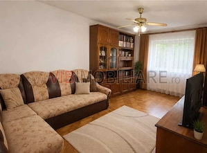 Apartament 3 camere decomandat | Parter | Zona Lipovei 