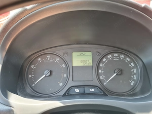 Skoda Fabia 1.2 HTP 2014 - imagine 5