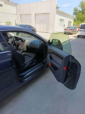 Audi A5 Coupe 2.7 TDI Automată 2011   Negru   200.000 km   - imagine 6