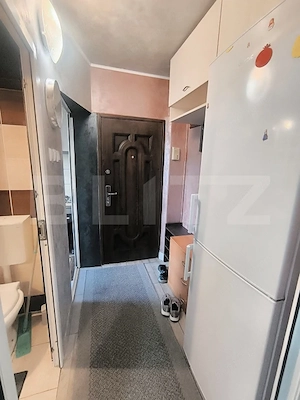 Garsoniera de vanzare, 28 mp, mobilata si utilata - Astra - imagine 9
