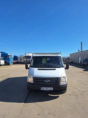 FORD Transit așteaptă proprietar nou