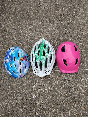 Cască bicicletă cu 35 lei.