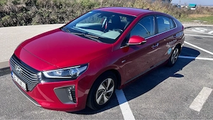 hyundai ioniq  - imagine 4