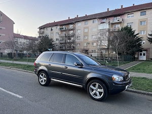 Se vinde masina de familie Volvo xc-90