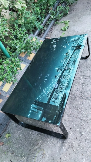 Măsuță deosebita pt cafea 55 cm l 105 L