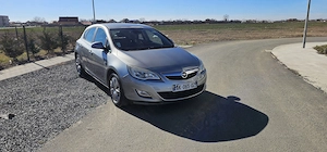 Opel Astra J 1.7 CDTI Eco-Tech Euro 5 Hatchback An Fab.2011 - imagine 4