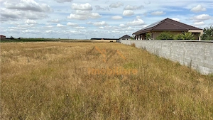 TEREN INTRAVILAN | 3043 MP | DUBLU FRONT | ZONA CIHEI | ORADEA | BIHOR - imagine 6