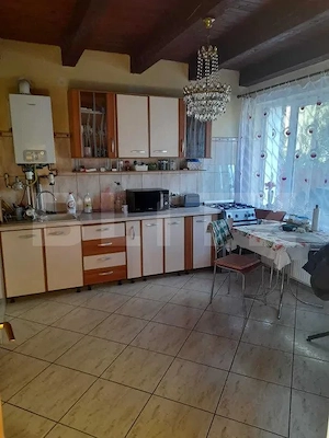 Casa de vanzare - 218 mp utili si 470 mp teren - Bardesti - imagine 7