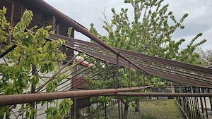 Solar metalic  Sera metalica  Schela metalica
