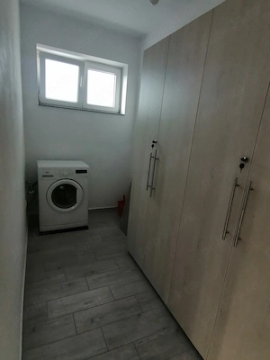 Inchiriez apartament cu 2 camere, dressing si parcare in Avantgarden 3-Bartolomeu - imagine 8