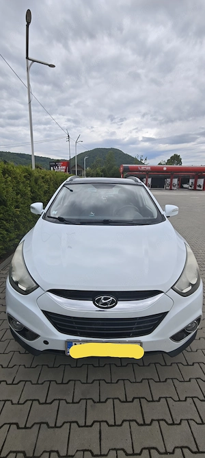 Vând Hyundai IX35 2011 2.0 CRDi 4x4  - imagine 4