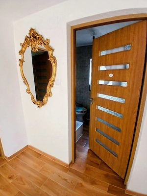 OCAZIE Vand casa cu 3 camere si 2 bai modernizata cu incalzire in pardoseala si semineu pe lemne - imagine 5