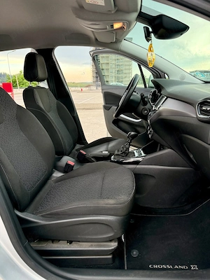 Opel Crossland X - imagine 8
