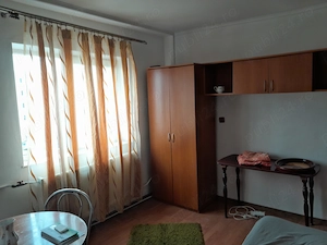 Închiriez garsoniera decomandata Arad,