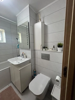 Apartament 2 camere decomandat, 56.21 mp, renovat complet, Bd. București  - imagine 11