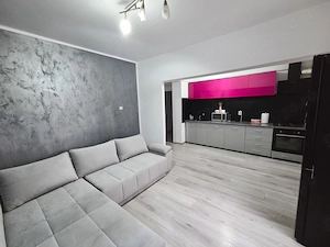 Pf Inchiriez apartament 4-3 camere  - imagine 2