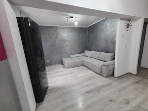 Pf Inchiriez apartament 4-3 camere  - imagine 5
