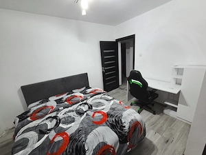 Pf Inchiriez apartament 4-3 camere  - imagine 3
