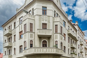 Rezervat Apartament ultracentral cu 4 camere decomandat - imagine 13