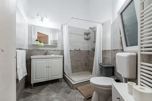 Rezervat Apartament ultracentral cu 4 camere decomandat - imagine 8