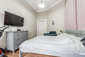Rezervat Apartament ultracentral cu 4 camere decomandat - imagine 12