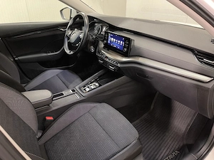 Skoda Octavia - imagine 10