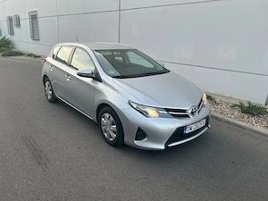 Toyota  Auris 2013,100cp Euro 5 - imagine 10