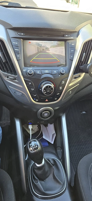 Hyundai Veloster 1.6 GDI   140 CP   2012   Keyless Go   Cameră Marșarier Se vinde Hyundai Veloster - imagine 8