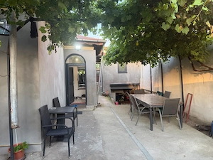 Casa parter, mobilata, 86 mp utili, 200 mp teren, zona Parc-Ungureni - imagine 9