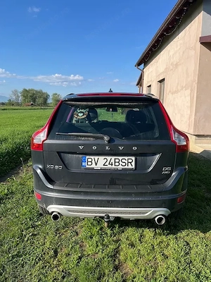 Volvo XC60 2.4 D5 AWD R-Design 2010 - imagine 5