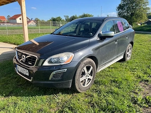 Volvo XC60 2.4 D5 AWD R-Design 2010