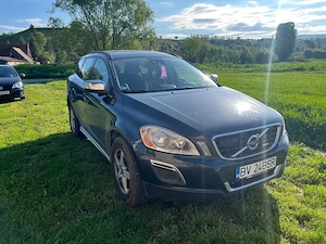Volvo XC60 2.4 D5 AWD R-Design 2010 - imagine 2